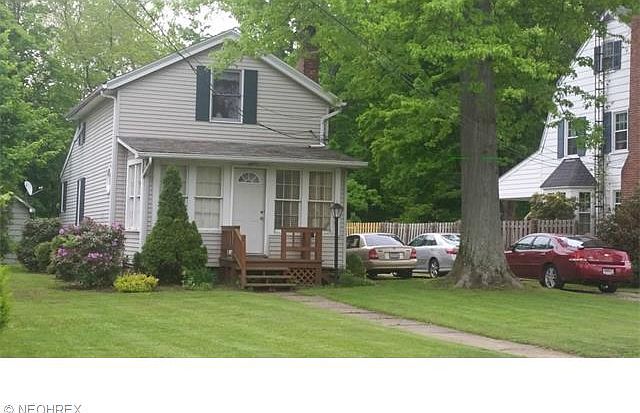 1st image of 261 Grant St