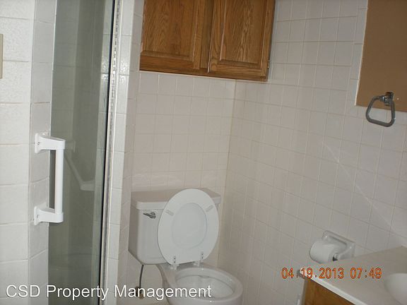 3rd image of 4106 Pawnee Dr APT B