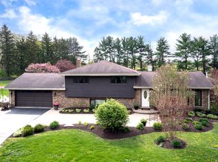 9S141 Meadowlark Ln, Naperville, IL 60565