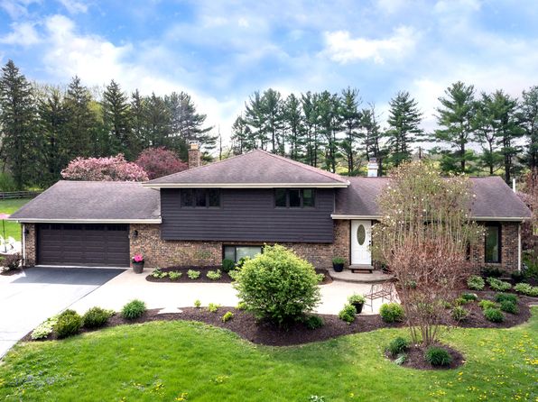 9S141 Meadowlark Ln, Naperville, IL 60565