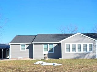 5108 Palestine Rd, Chester, IL 62233