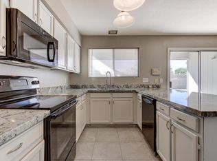636 S Robin Ln, Mesa, AZ 85204