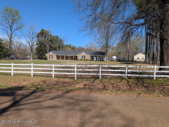 2nd image of 5656 Coleman Rd