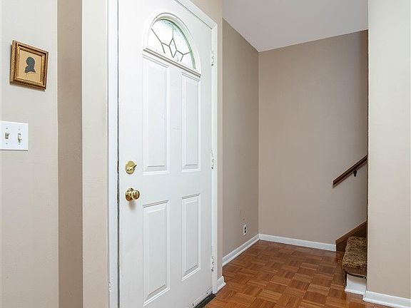 3rd image of 5914 Ollie St