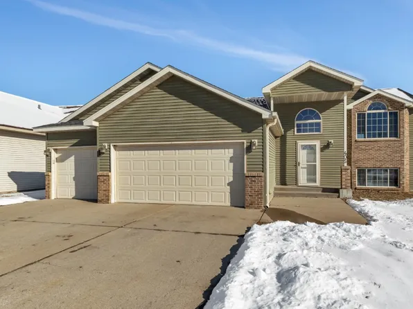 405 Iris Ln NE, Saint Joseph, MN 56374