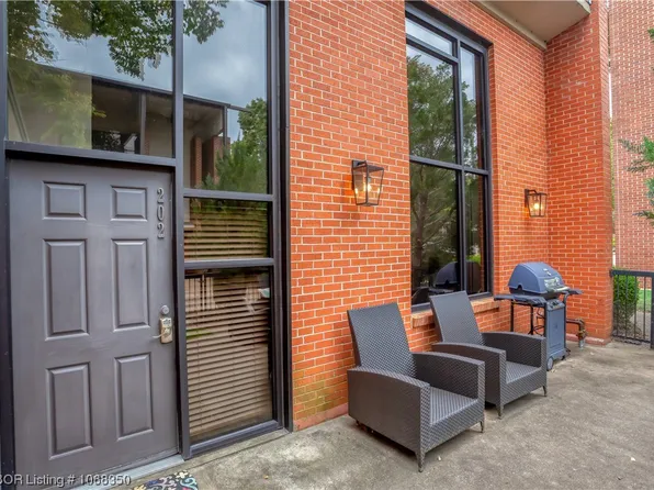313 E Lafayette St, Fayetteville, AR 72701