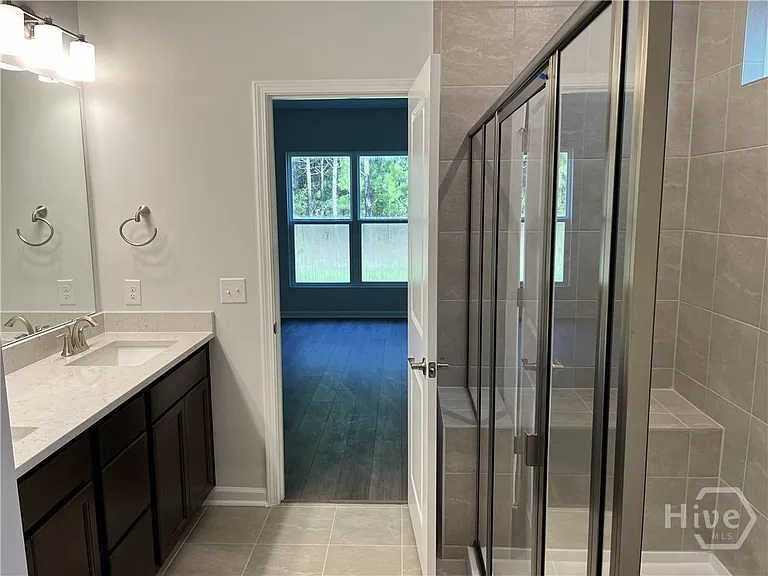 609 Longleaf Dr — Photo 15