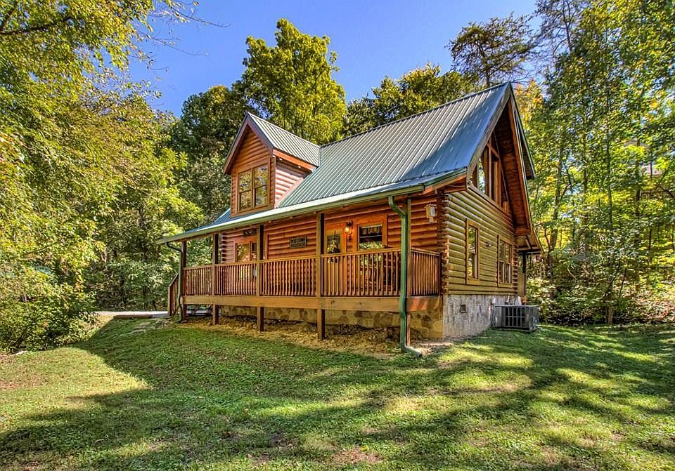 1st image of 561 Blackberry Ridge Way