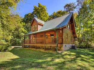 561 Blackberry Ridge Way, Pigeon Forge, TN 37863