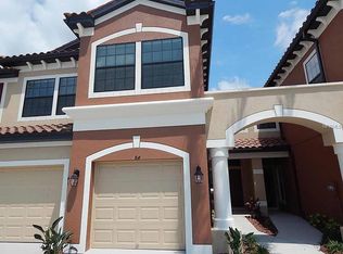 284 Crew Ct, Sarasota, FL 34243
