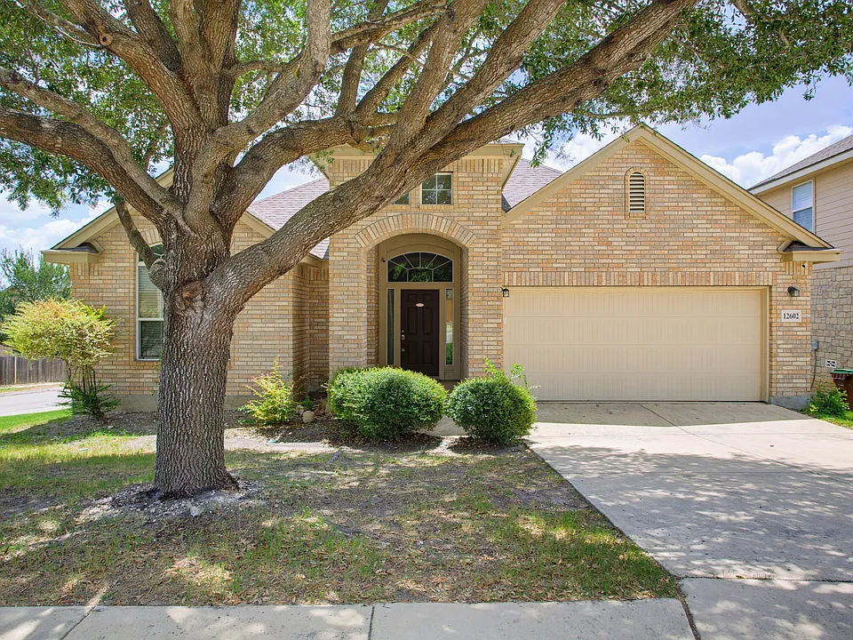 12602 Red Maple Way