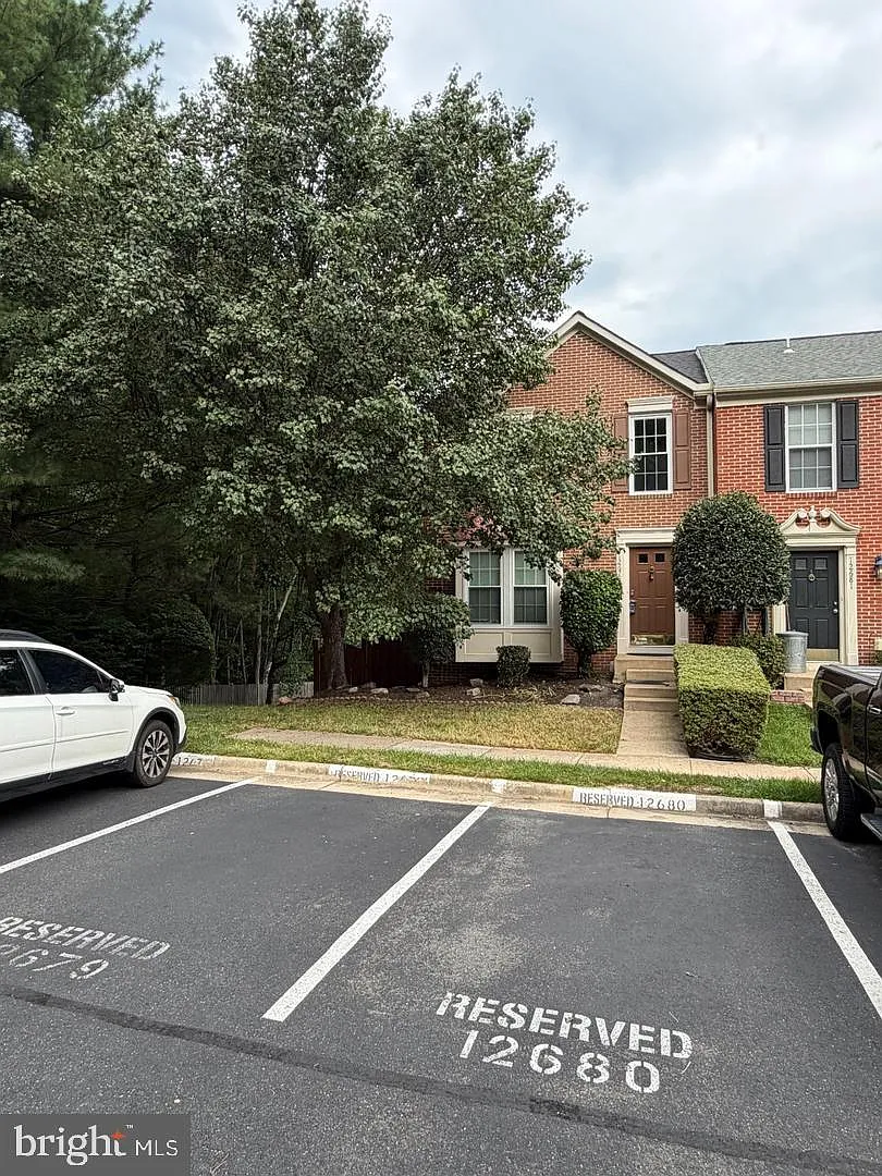 3 bed, 2.5 bath, 1614 sqft, $2,900 — Photo 1