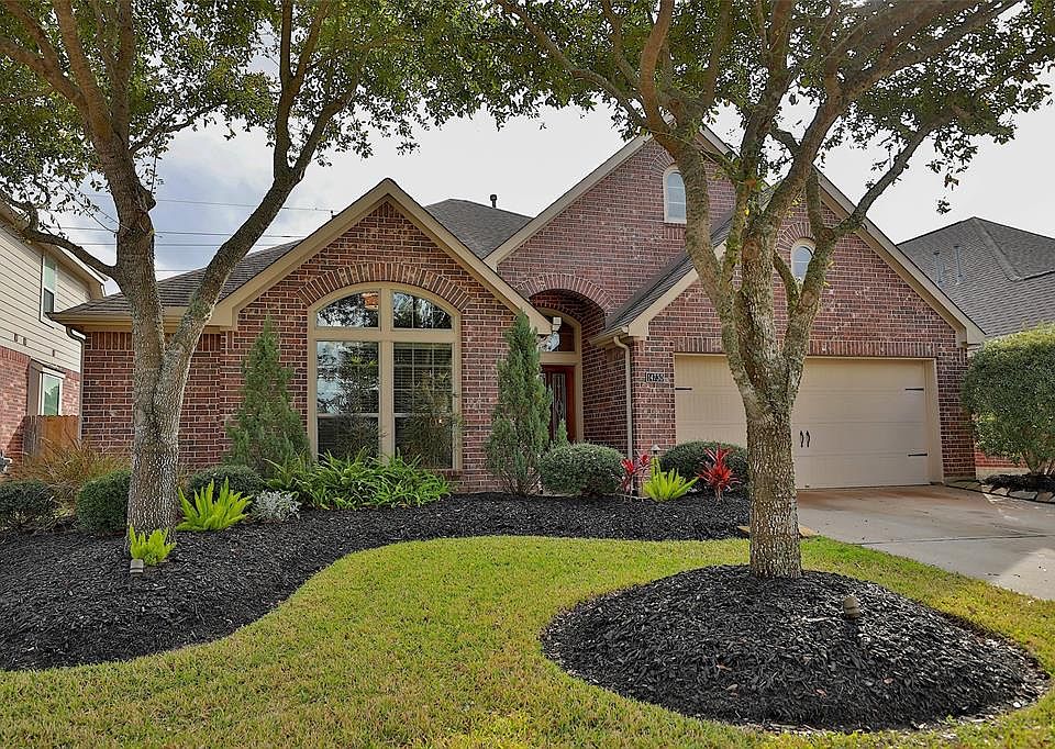 1st image of 14730 Yellow Begonia Dr