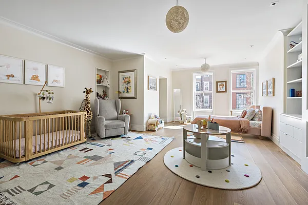 Sold by Compass | media 20