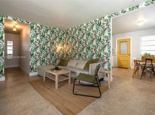 320 NE 55th Ter #320, Miami, FL 33137