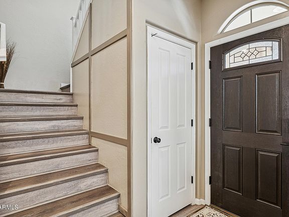 5th image of 21022 W EDITH Way