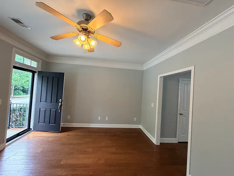 7031 Sunnywood Dr — Photo 16