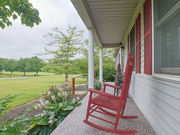 3rd image of 102 Appian Way