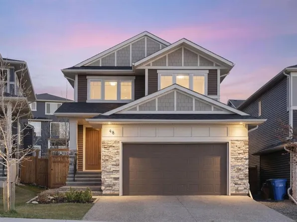 48 Crestbrook Line SW, Calgary, AB T3B 6G9