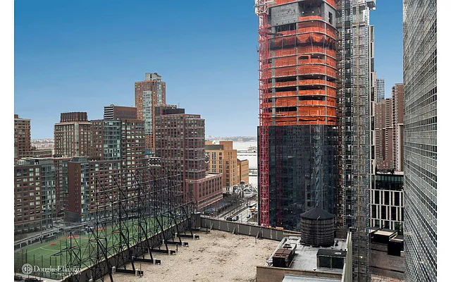 Rented by Douglas Elliman | media 44