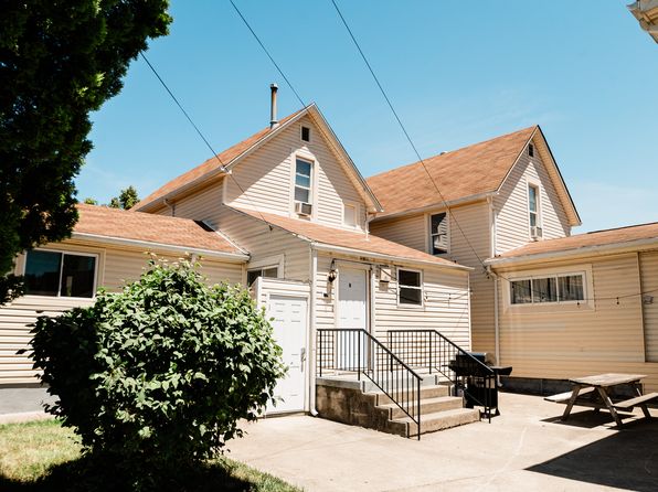 222 Stonemill Rd #B
