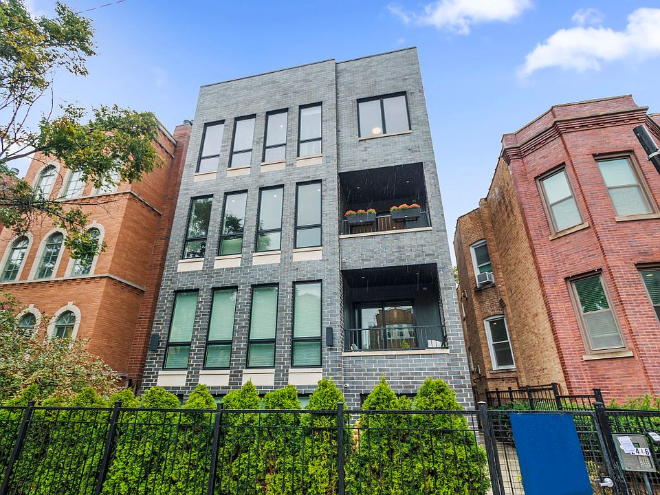 1st image of 2446 W Foster Ave #202