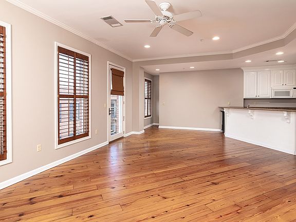 5th image of 1400 Van Buren Ave APT 304