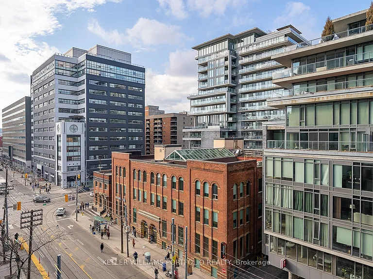 629 King St W #622 — Photo 16