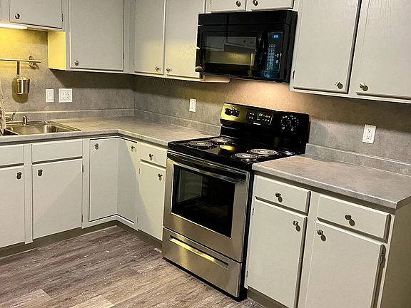 5th image of 50 Barclay Dr Unit 3