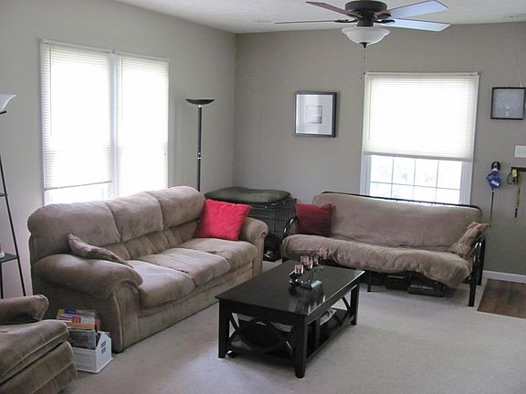 2nd image of 2216 Shirley Dr