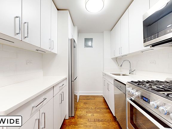 5th image of 240 E 82nd St APT 19D