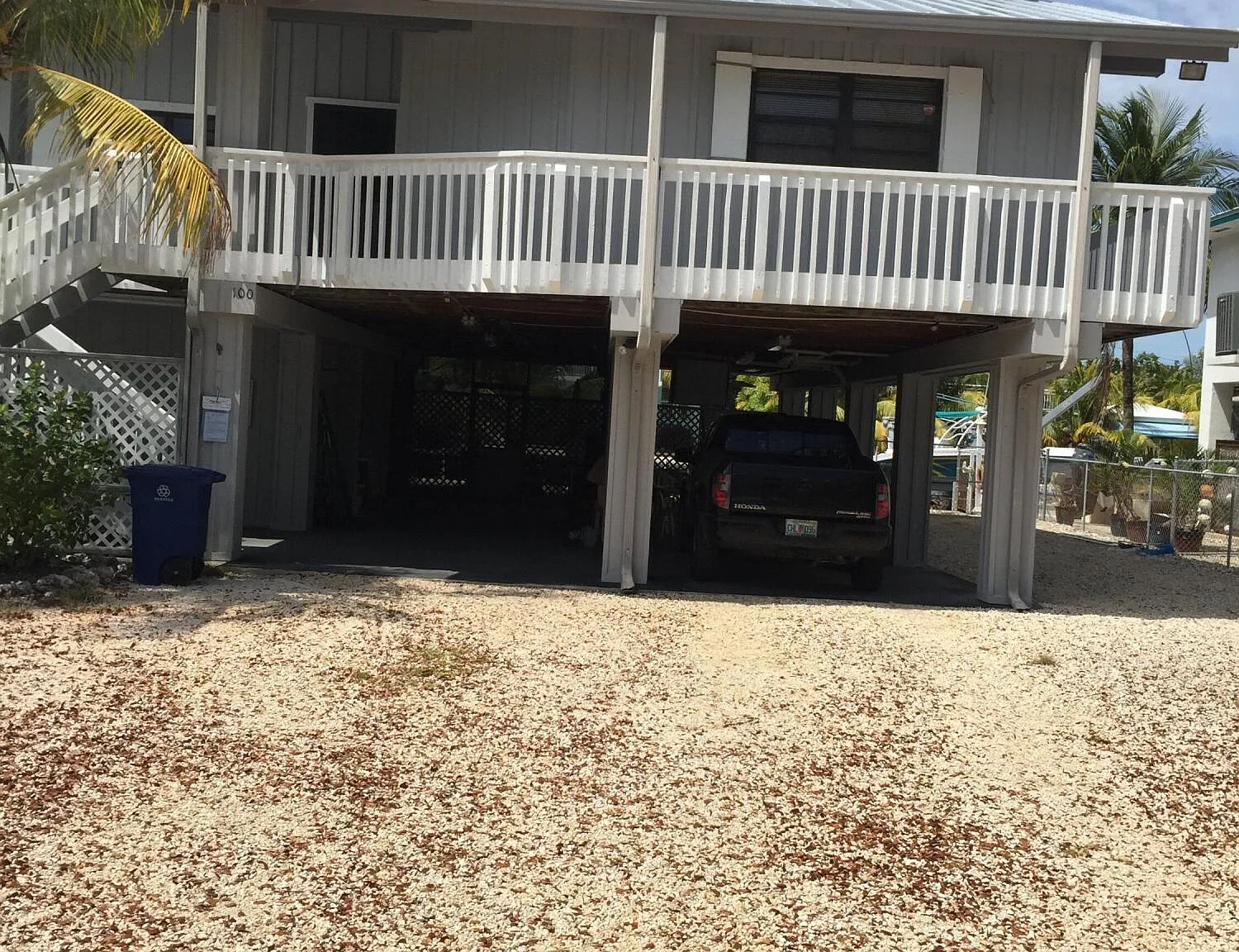 3 bed, 2.0 bath, 1839 sqft, $5,000 — Photo 2