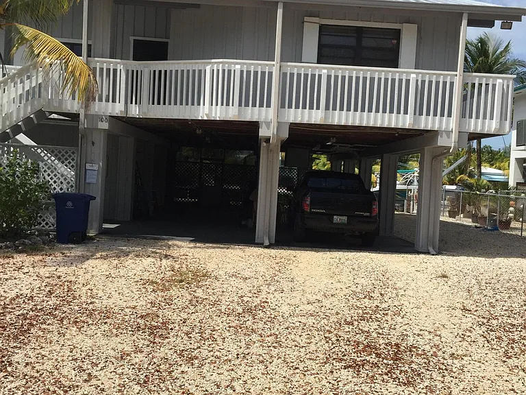 100 3rd Ln — Photo 2
