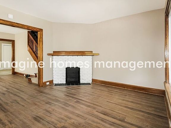 3rd image of 1417 Rosewood Ave #1