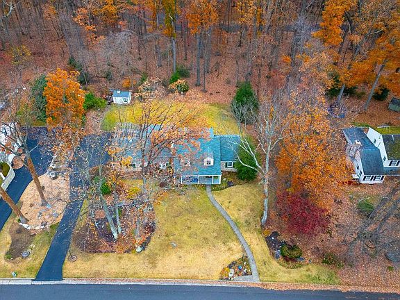 2nd image of 2660 Terwood Hill Dr