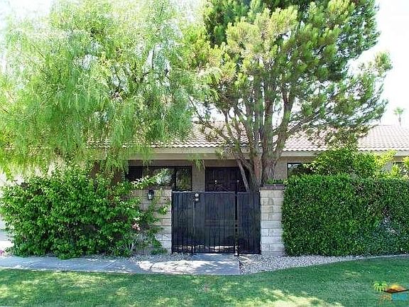 5th image of 2201 N Farrell Dr