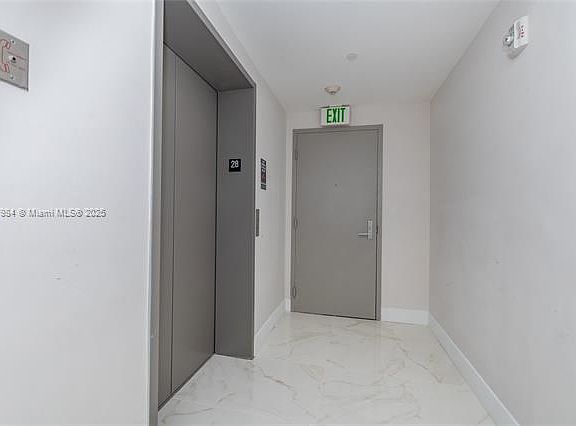 2nd image of 488 NE 18th St Unit 2810