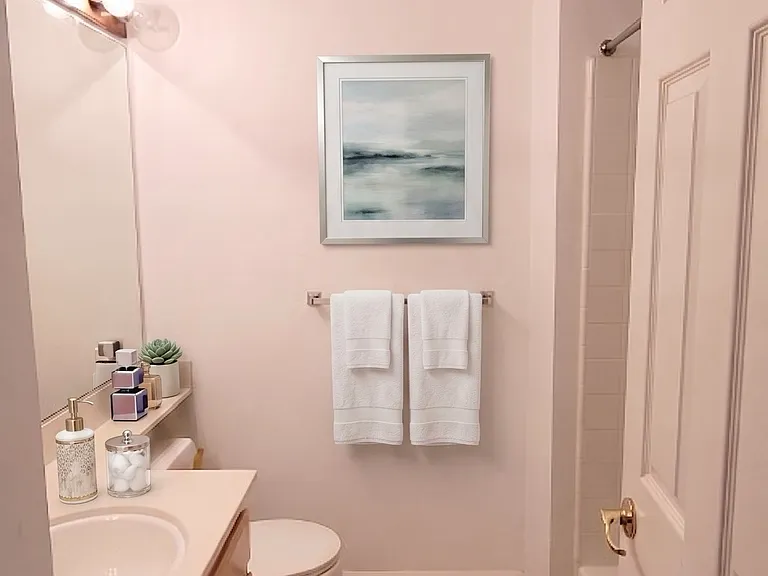 948 La Palma Pl — Photo 14