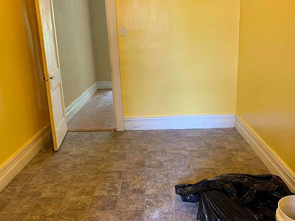 5th image of 1531 72nd St #1R