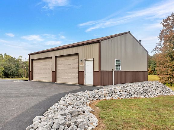 4th image of 408 Holt Rd