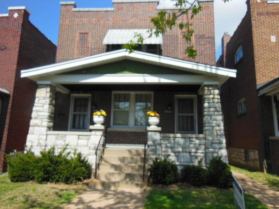 1st image of 5839 Goener Ave #2F
