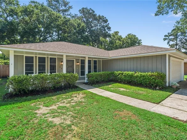 380 Ridgewood Dr, Mandeville, LA 70471