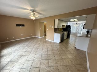 504 Short St #B, Florence, AL 35630