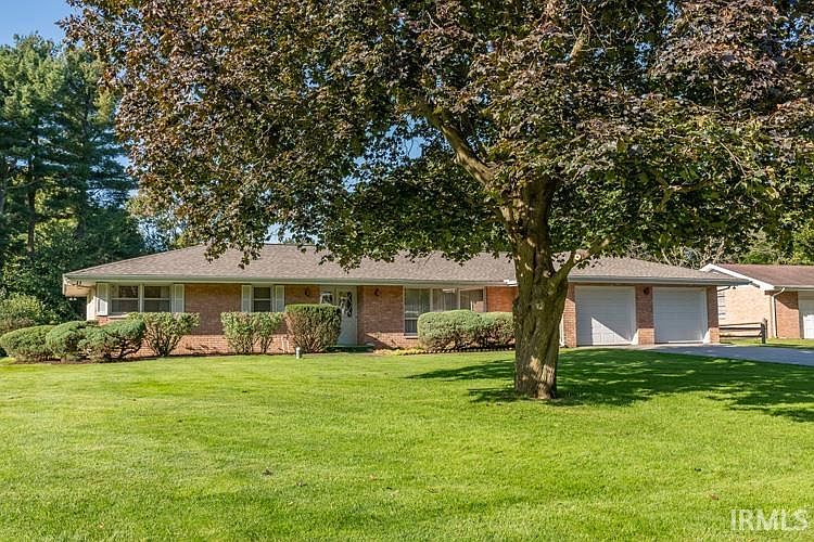 1st image of 52687 Brookdale Dr