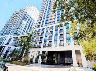 91 Montclair Ave #823, Toronto, ON M5P 1P5