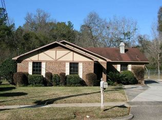 2524 N Pinecliff Ct, Mobile, AL 36605