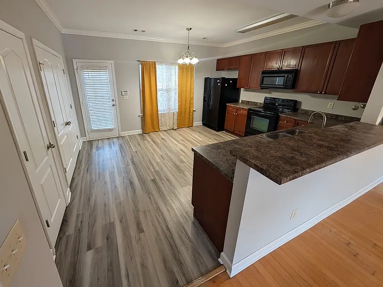735 Tulip Grove Rd #227 — Photo 2