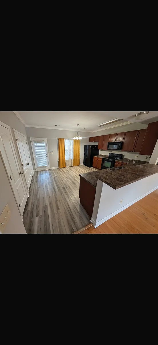 Building Photo - 735 Tulip Grove Rd #227