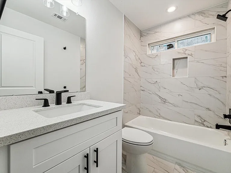 978 Marjorie St #1 — Photo 11
