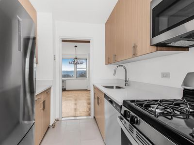 4555 Henry Hudson Parkway #901, Bronx, NY, 10471